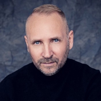 SVAVAR VIÐARSSON –&nbsp;Sunrise