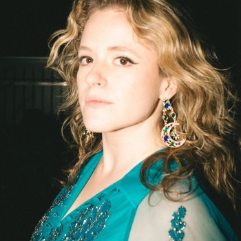 LEXY BERG – Lonely&nbsp;Satellite