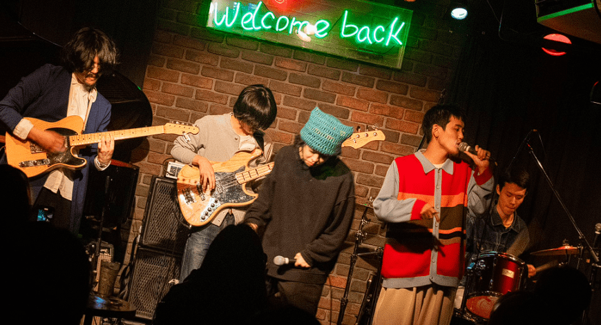 yasashiimirai – Johnny