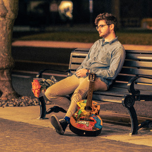 Gus Thompson – Empty&nbsp;Handed