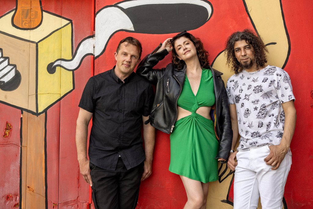 SKAMP – Put in Love