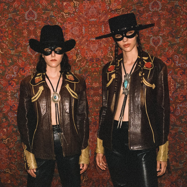 Bad Flamingo – Hold Up the&nbsp;Lighter