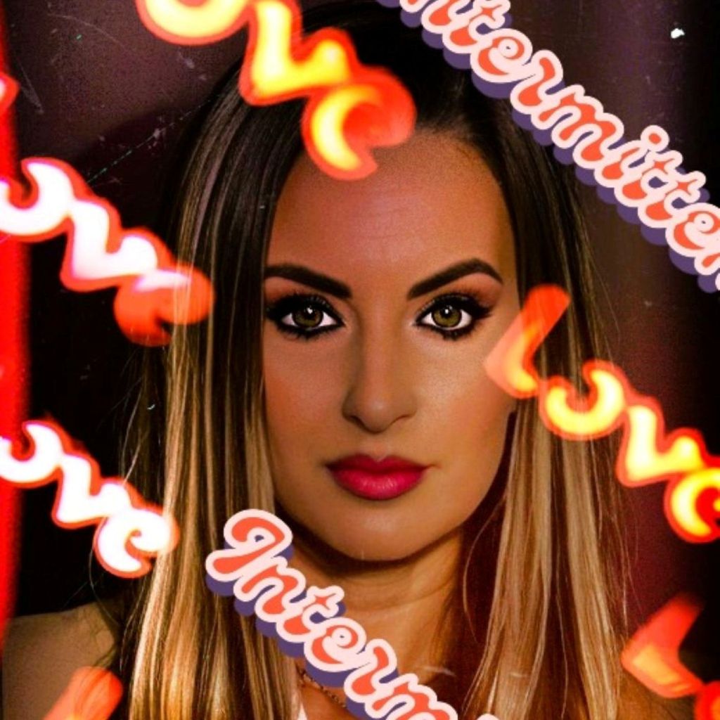 EXZENYA te pone emotivo con su tema INTERMITTENT LOVE 