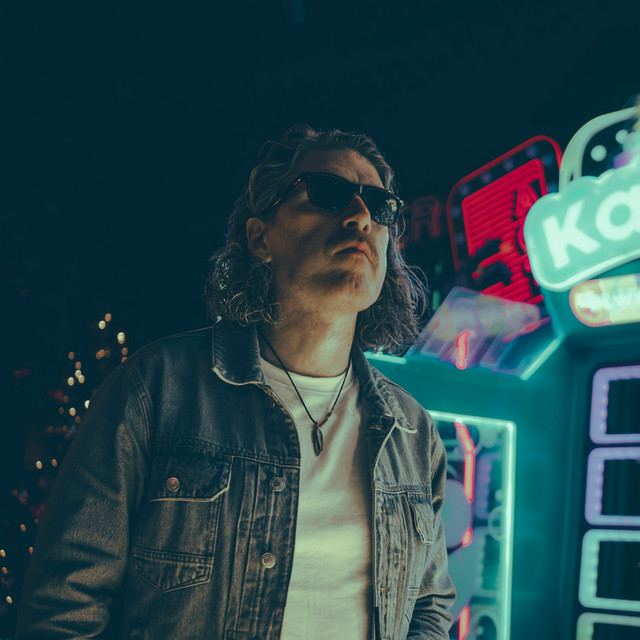 Lazember-Don’t Look Back