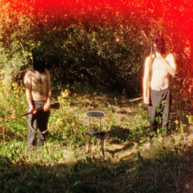 Dom Risch – prop me up