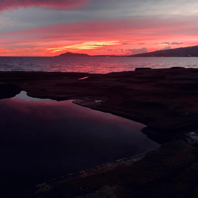Phoenix.REM – So Close