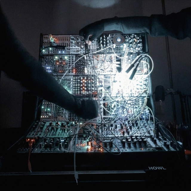 Howl – Money in the Bag (HOWL’s Modular Remix)