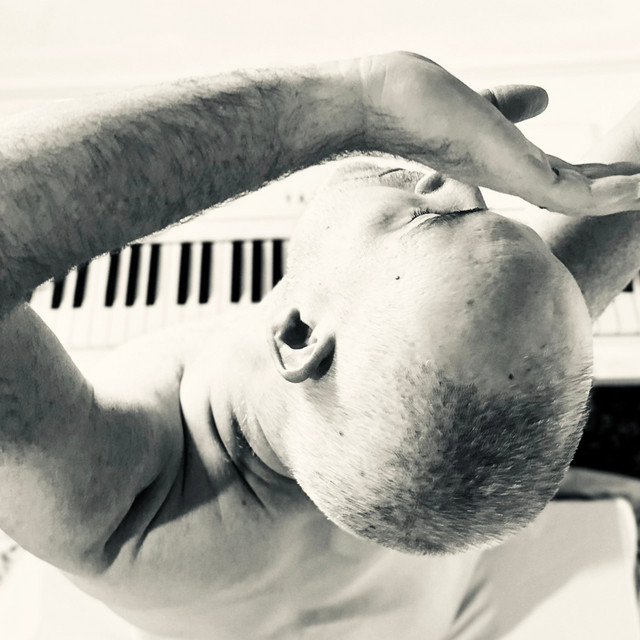 Gregory Douglass – Tear In Your Hand