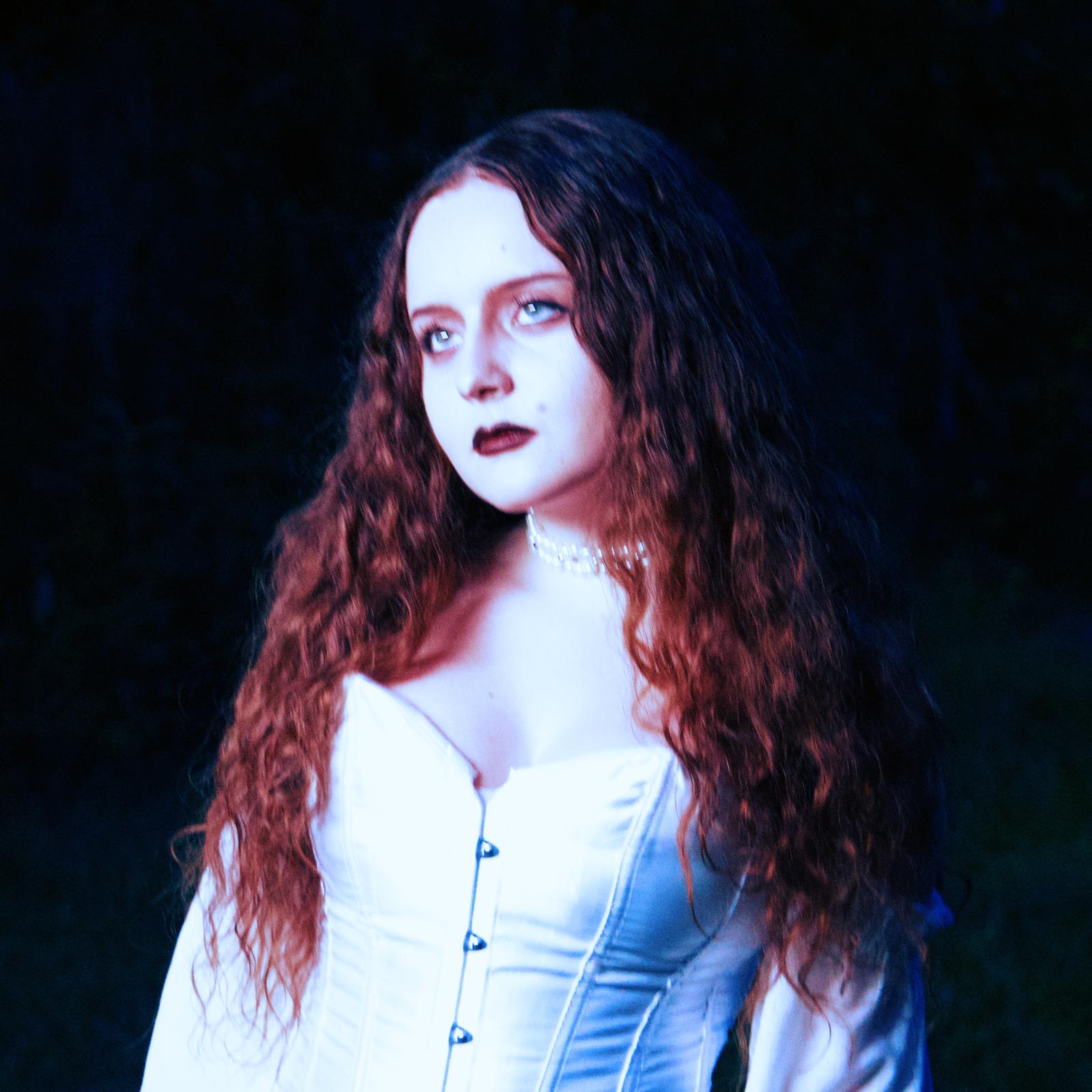 Sara Diana – Her Hair’s Like Fire